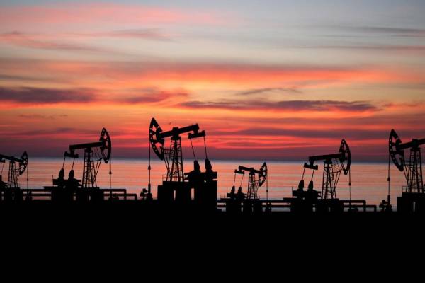 石油是如何變成聚氯乙烯UPVC產(chǎn)品？(圖1)